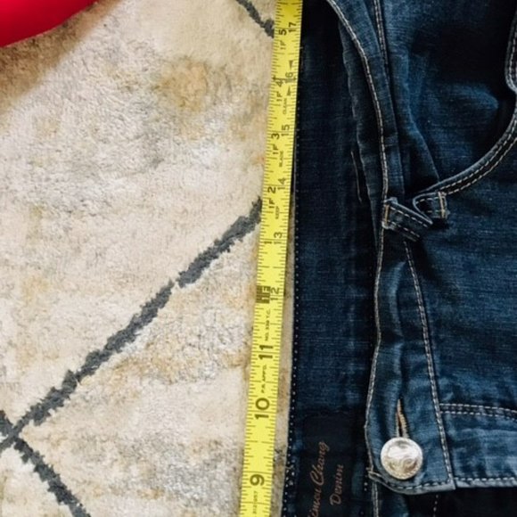 DARK Simon Chang Jeans- 1 pair of size 16, red jacket - Picture 4 of 6